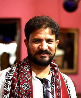 https://oysterartgalleries.com/images/ArtistImages/Shahid Iqbal.jpeg